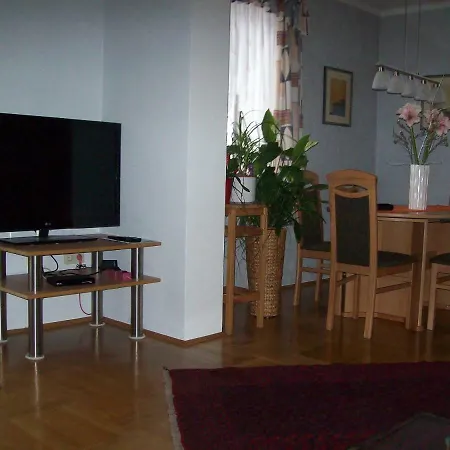 Riedl Gaestewohnung Apartamento *